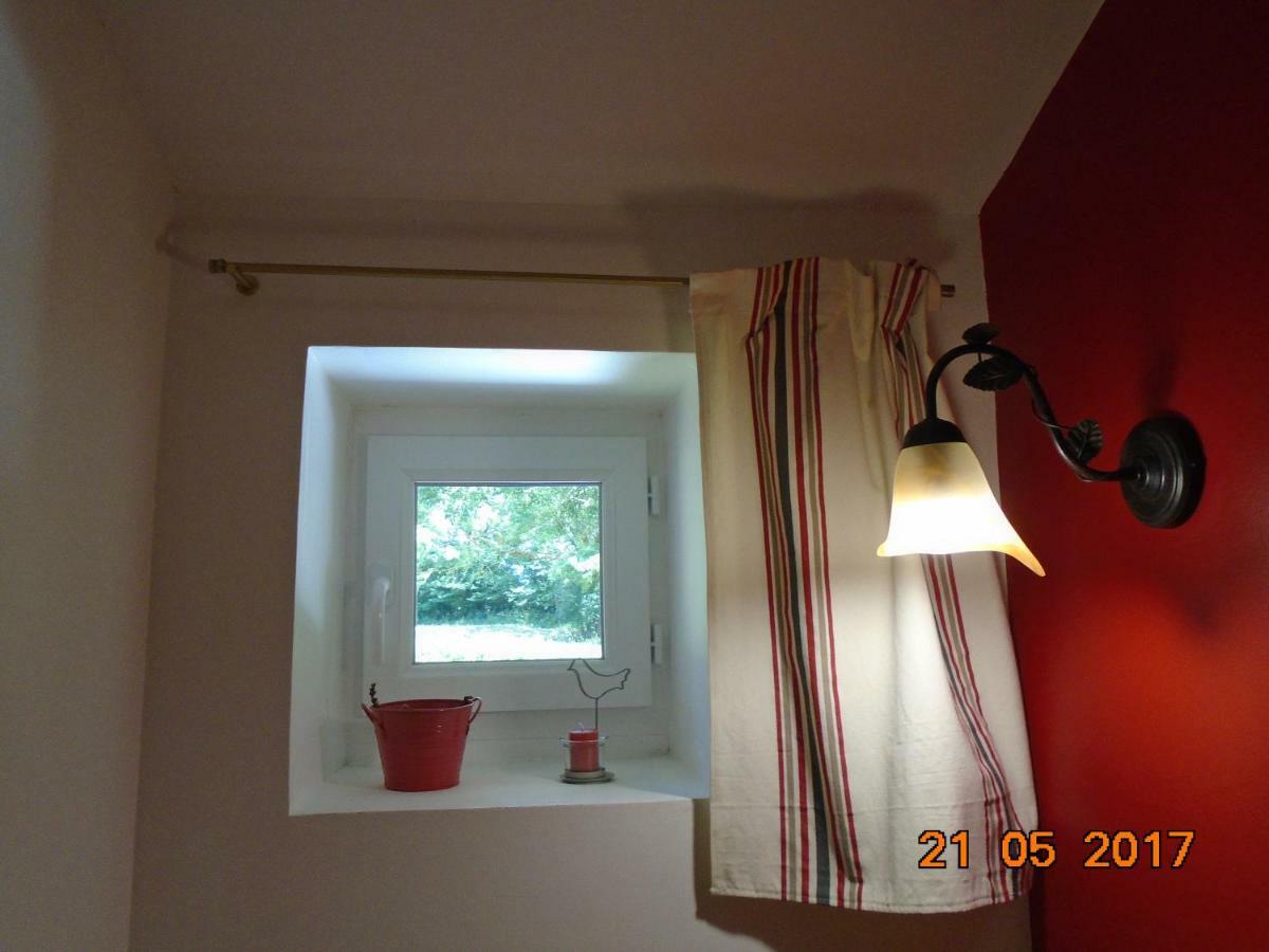 Les Trois Etangs Bed & Breakfast Saint-Viaud ภายนอก รูปภาพ