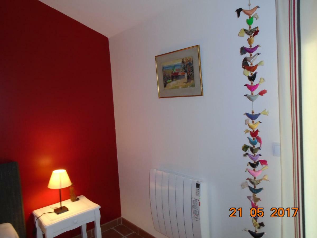 Les Trois Etangs Bed & Breakfast Saint-Viaud ภายนอก รูปภาพ