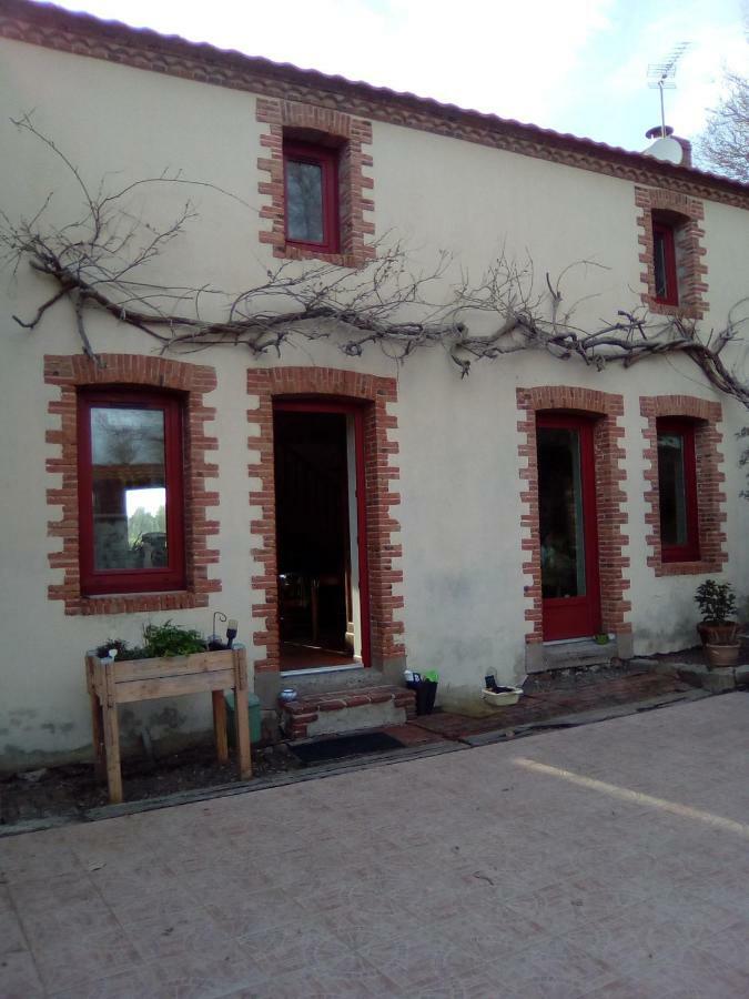 Les Trois Etangs Bed & Breakfast Saint-Viaud ภายนอก รูปภาพ